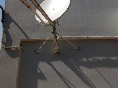 Δορυφορικό δίκτυο σε πάρκο ανεμογεννητριών